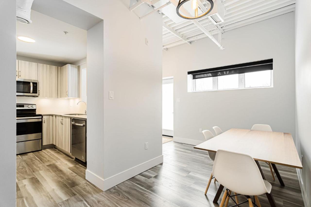 Station 1 By Terra Hospitality Aparthotel Moncton Buitenkant foto