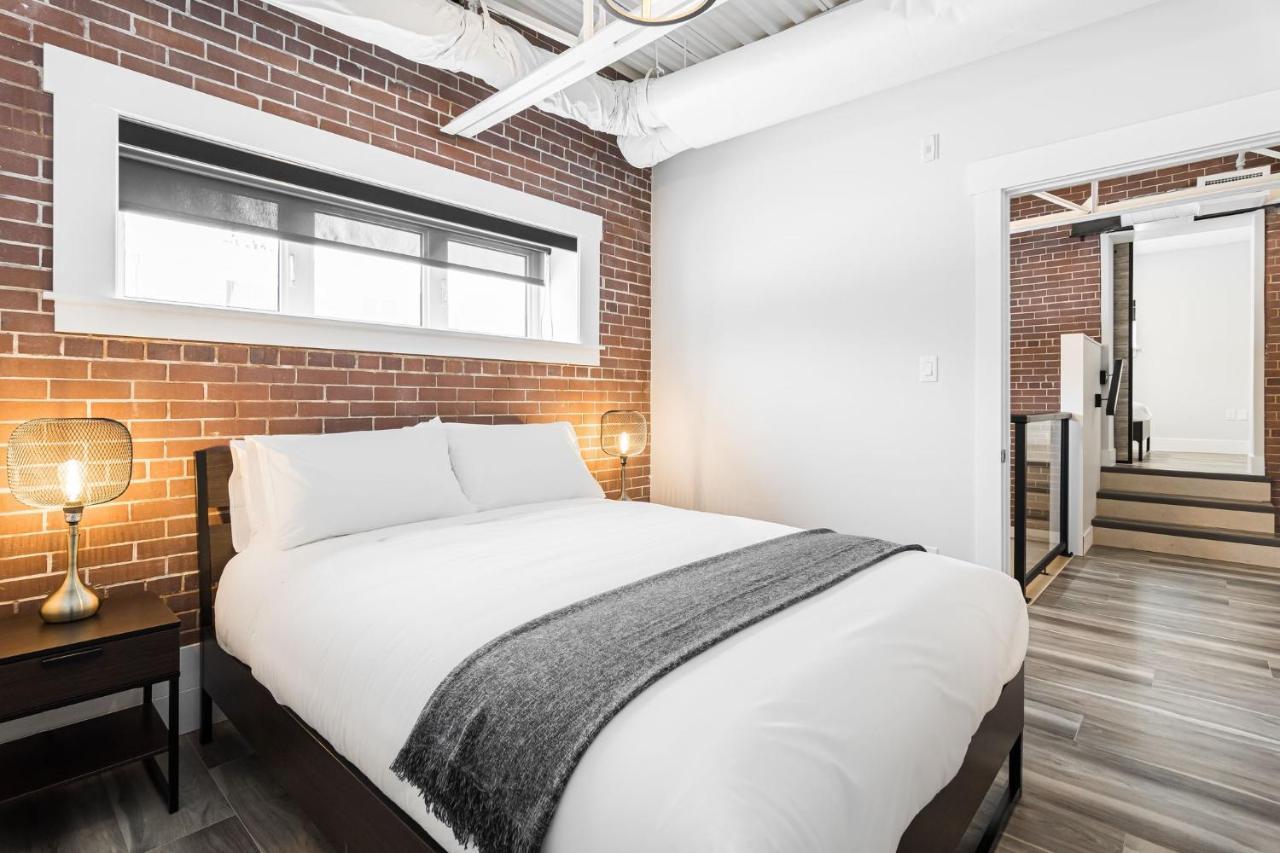 Station 1 By Terra Hospitality Aparthotel Moncton Buitenkant foto