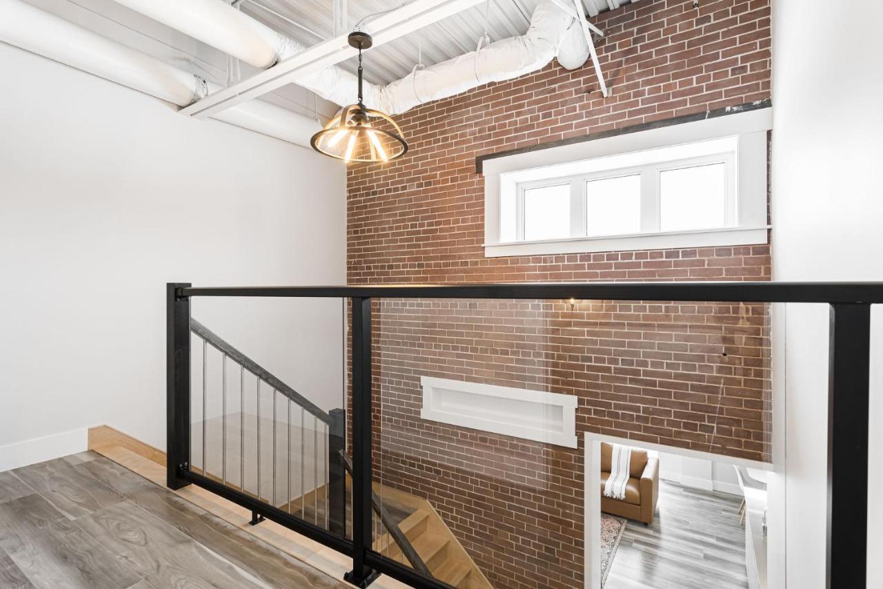Station 1 By Terra Hospitality Aparthotel Moncton Buitenkant foto