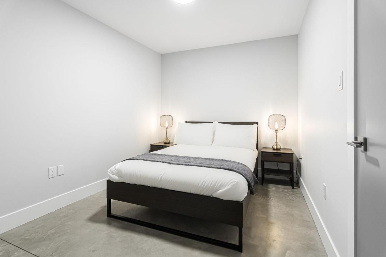 Station 1 By Terra Hospitality Aparthotel Moncton Buitenkant foto