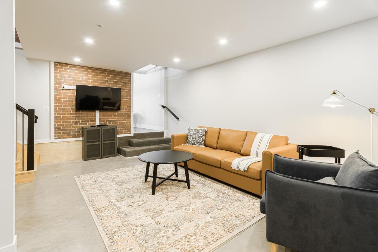 Station 1 By Terra Hospitality Aparthotel Moncton Buitenkant foto