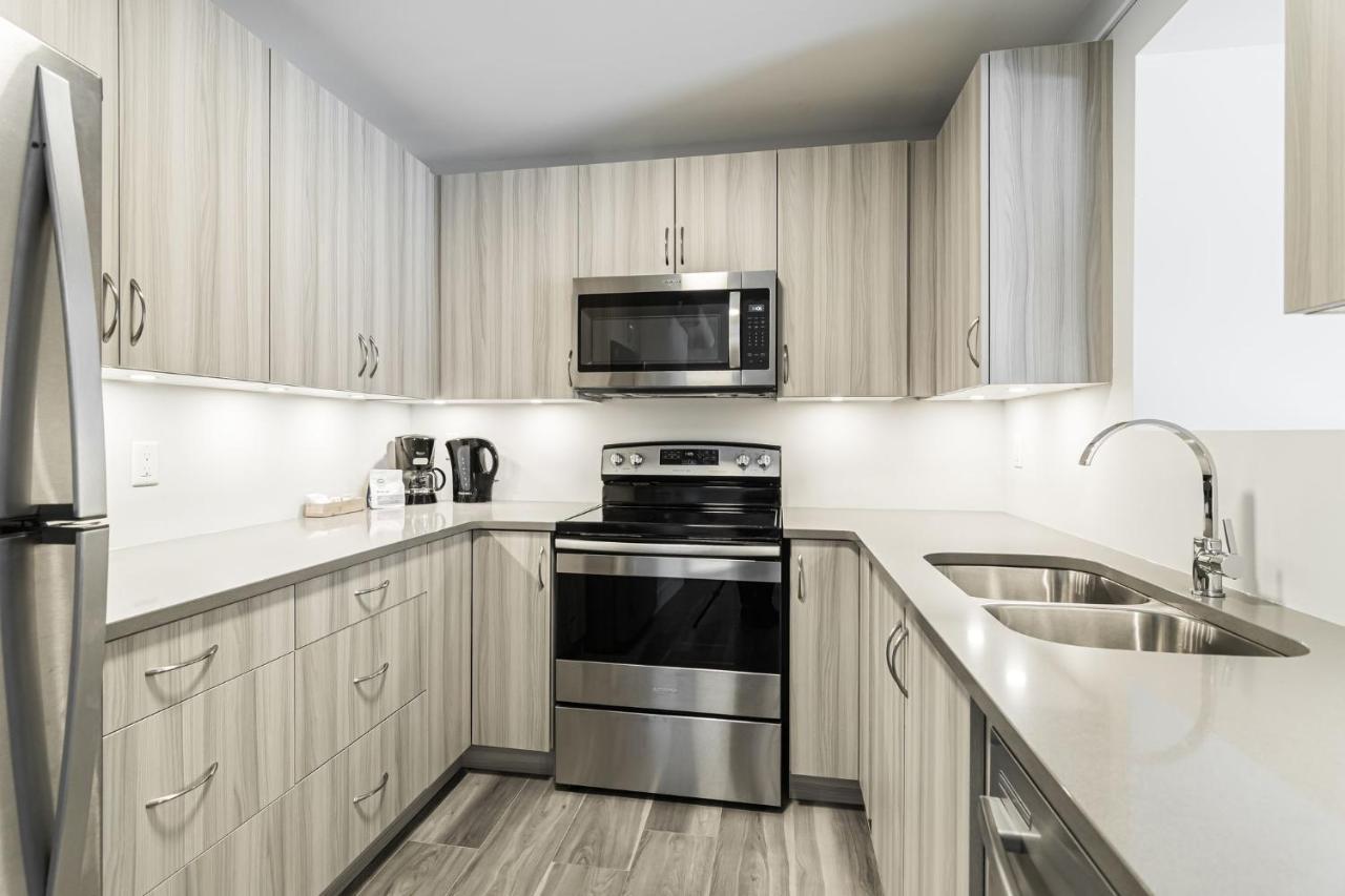 Station 1 By Terra Hospitality Aparthotel Moncton Buitenkant foto
