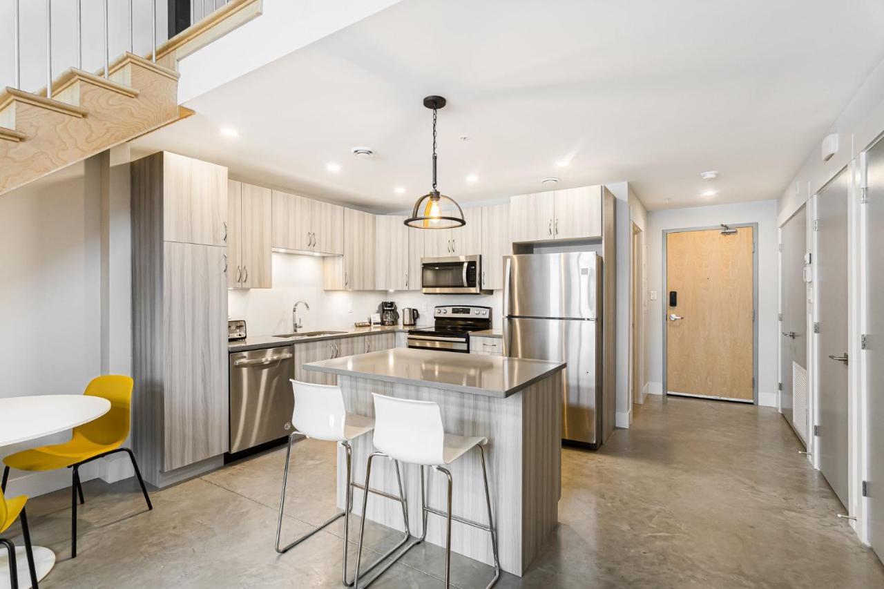 Station 1 By Terra Hospitality Aparthotel Moncton Buitenkant foto