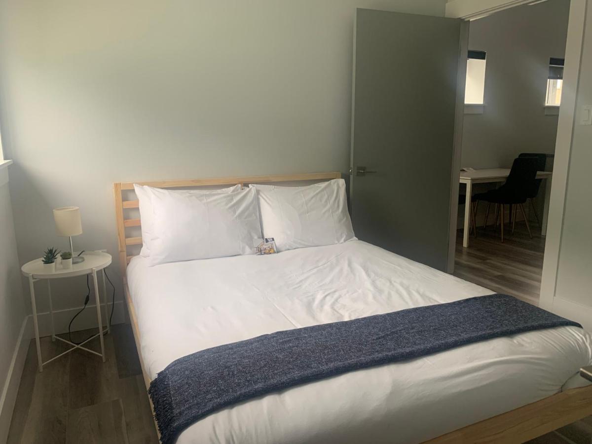 Station 1 By Terra Hospitality Aparthotel Moncton Buitenkant foto