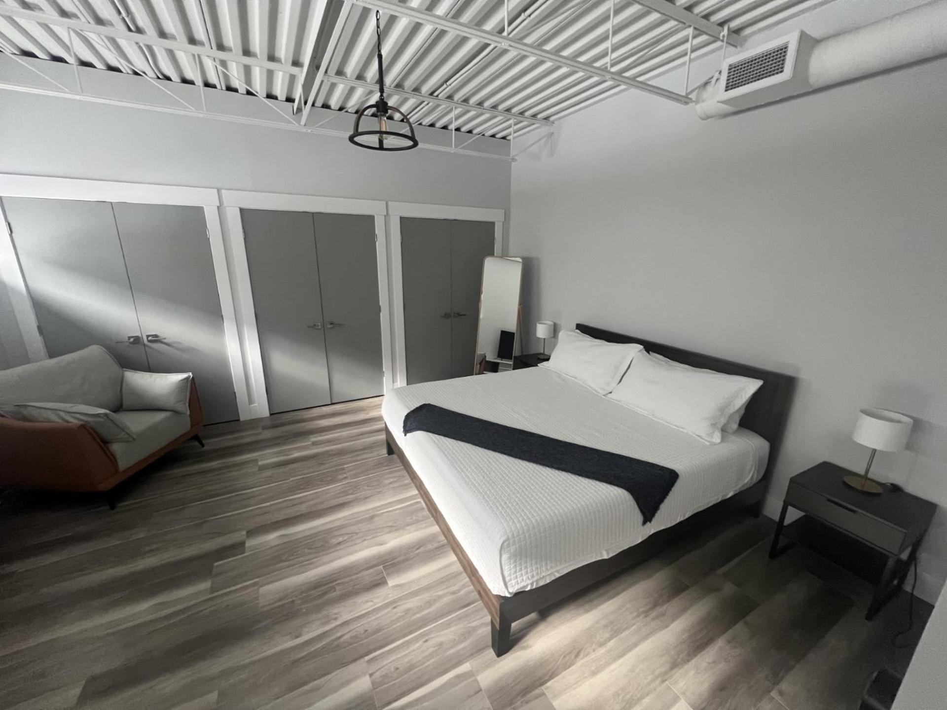 Station 1 By Terra Hospitality Aparthotel Moncton Buitenkant foto
